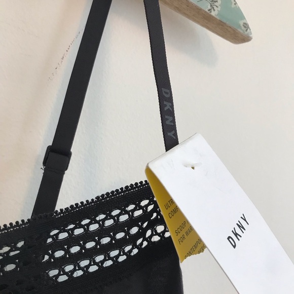 DKNY | NWT Black Silky Lace Trim Tank - Picture 4 of 7